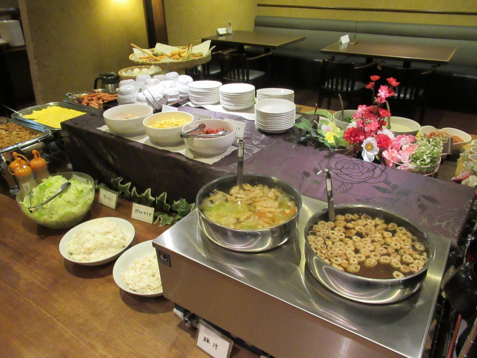 Hotel Crown Hills Kokura Kitakyushu Bagian luar foto