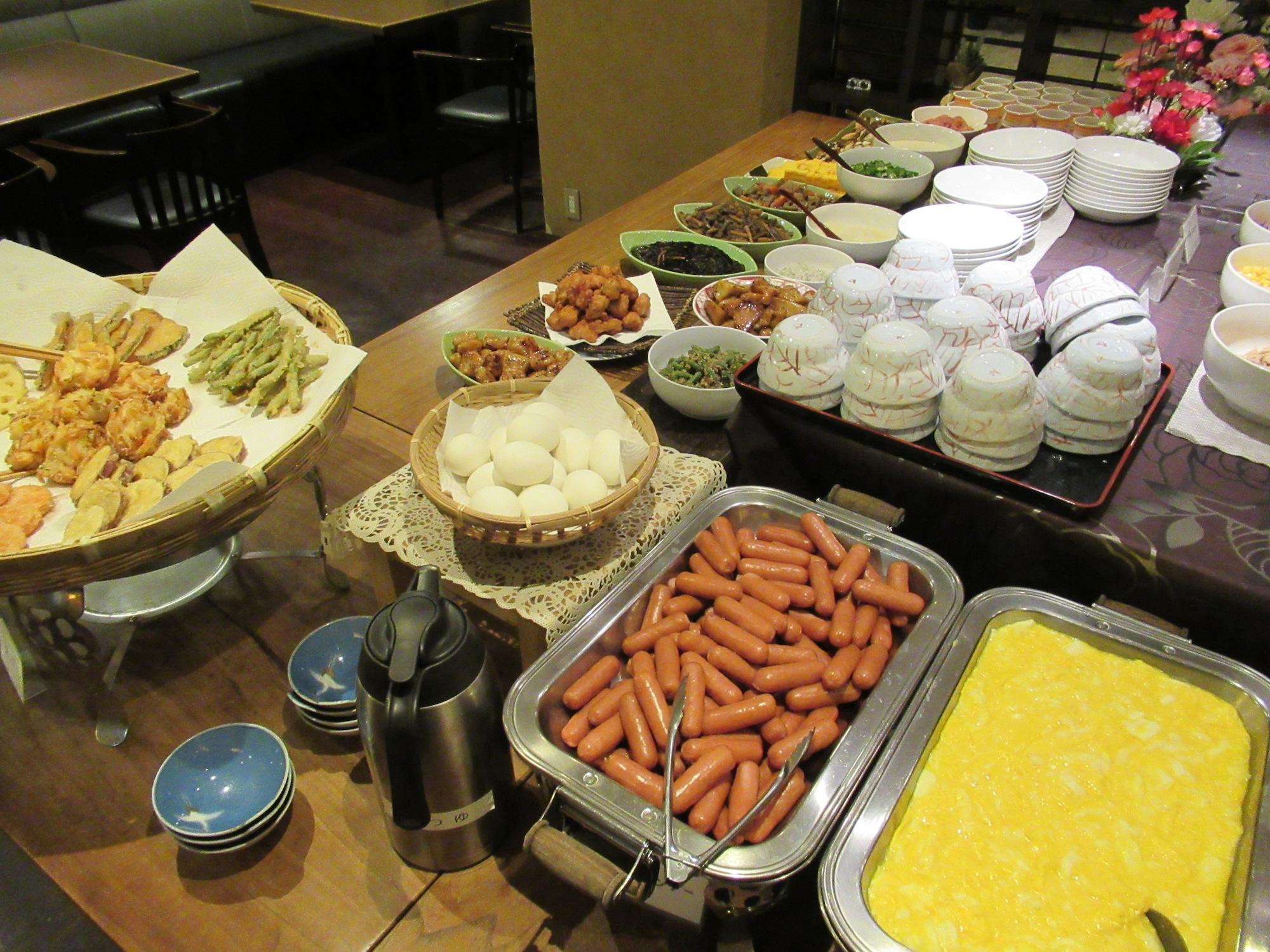 Hotel Crown Hills Kokura Kitakyushu Bagian luar foto