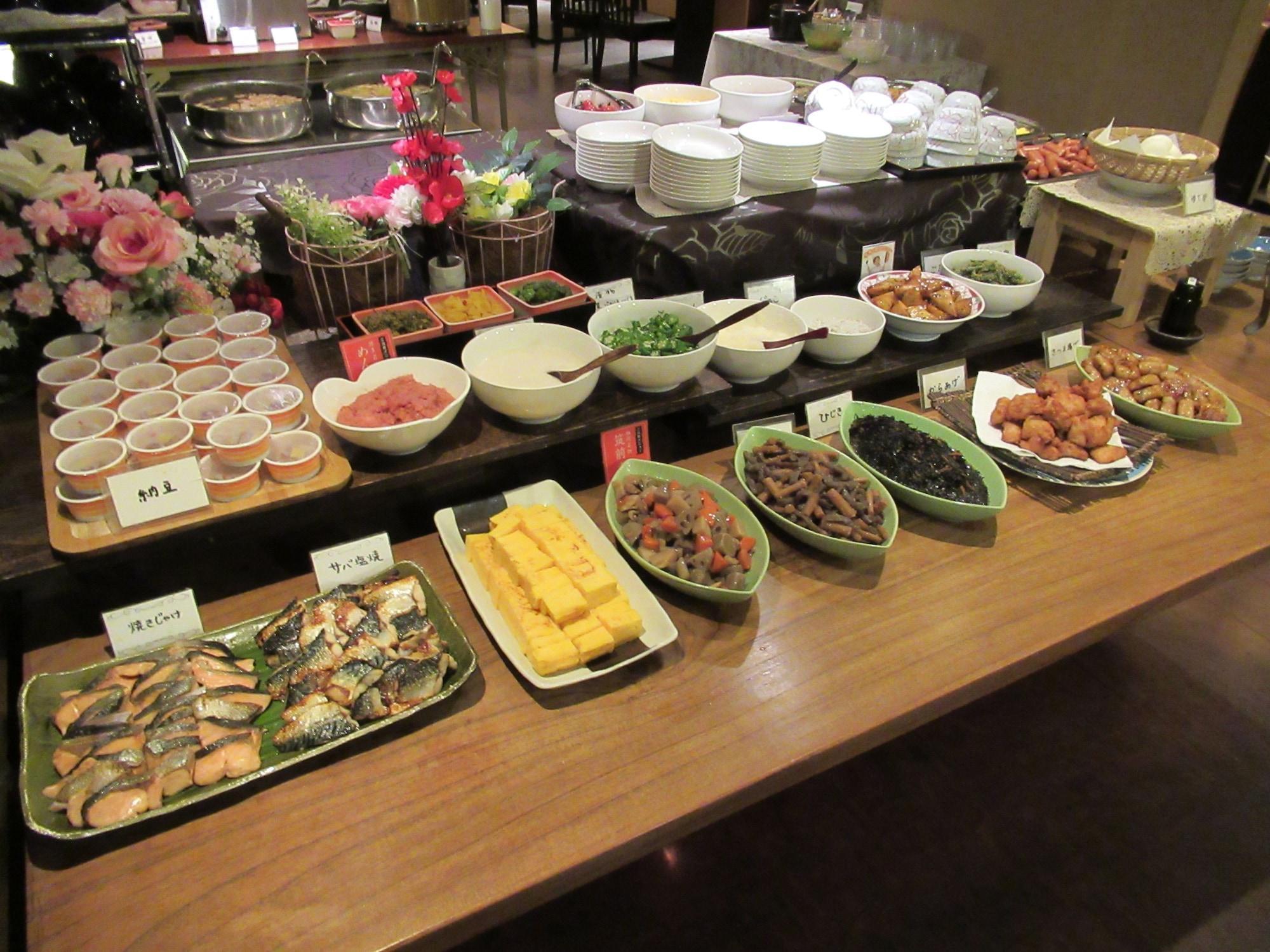 Hotel Crown Hills Kokura Kitakyushu Bagian luar foto