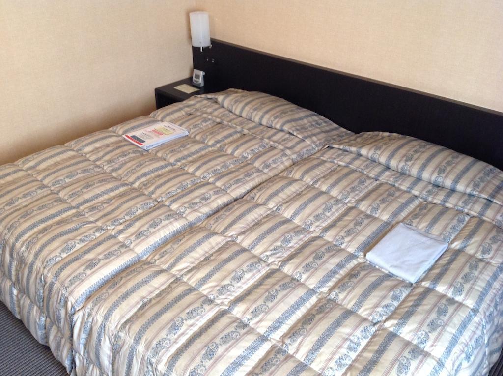Hotel Crown Hills Kokura Kitakyushu Bagian luar foto