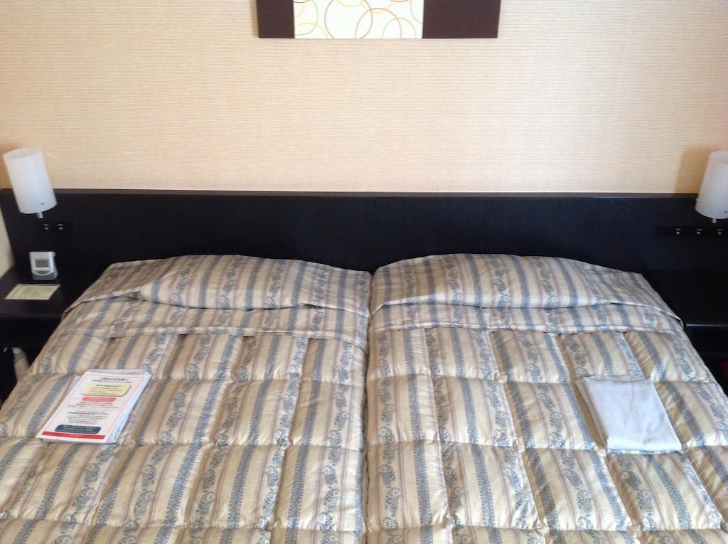 Hotel Crown Hills Kokura Kitakyushu Bagian luar foto